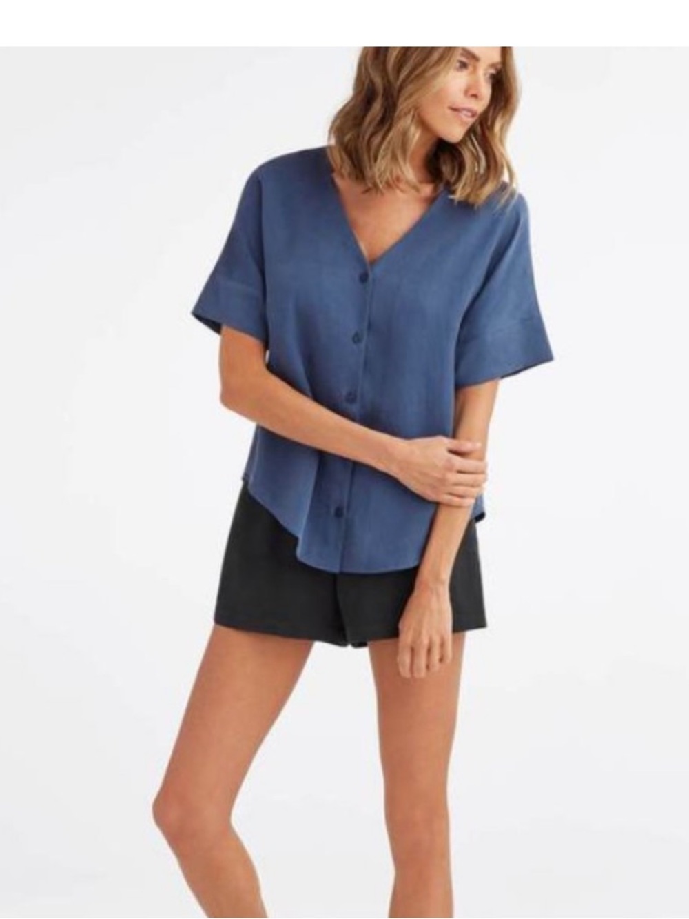 VETTA Capsule "The Girlfriend Shirt" in Blue Size Medium 100% Tencel -Versatile